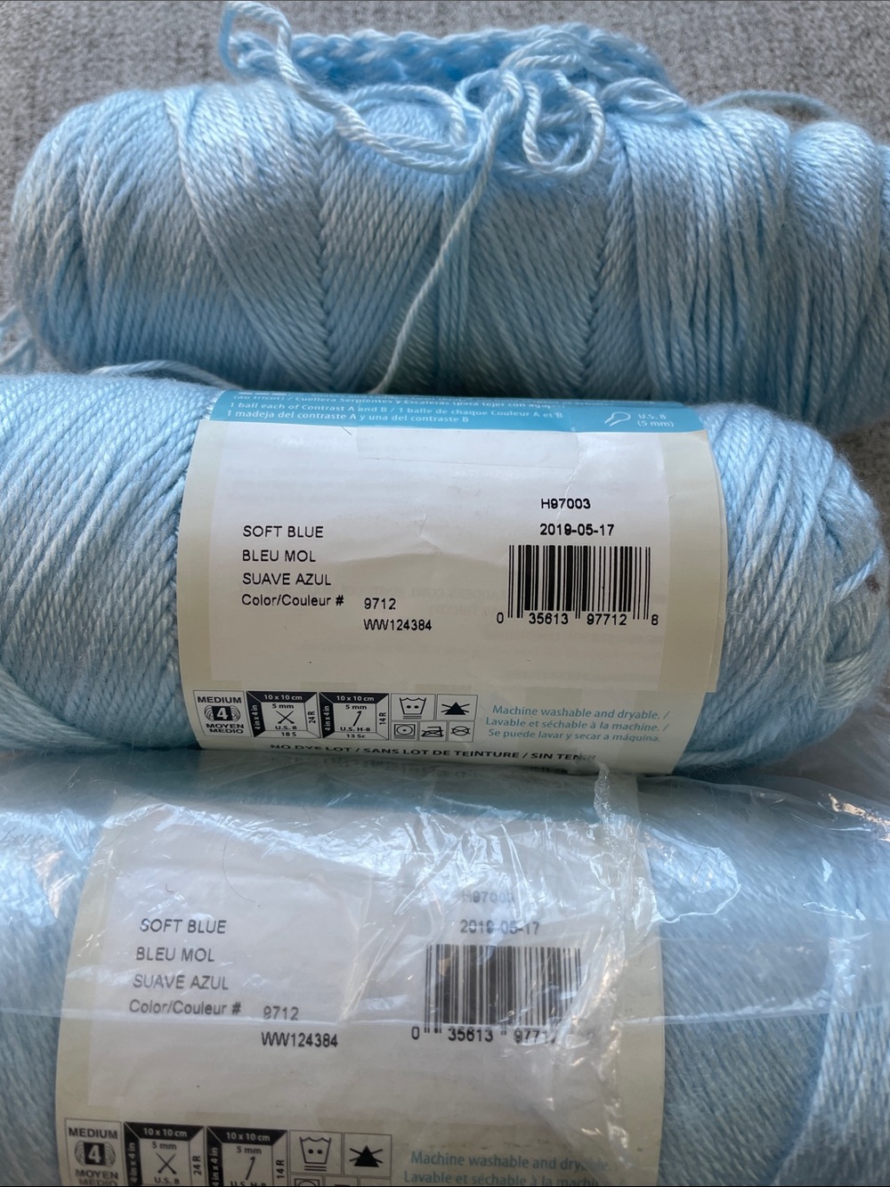 Caron Simply Soft Acrylic Yarn - Light Blue - Picture 2 of 3